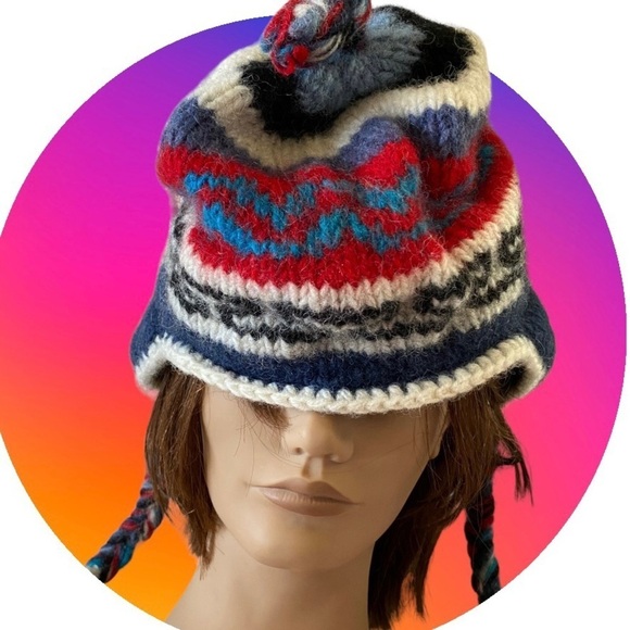 100% Wool beanie ski hat cap with Pom Pom and tassels Small - Picture 1 of 4